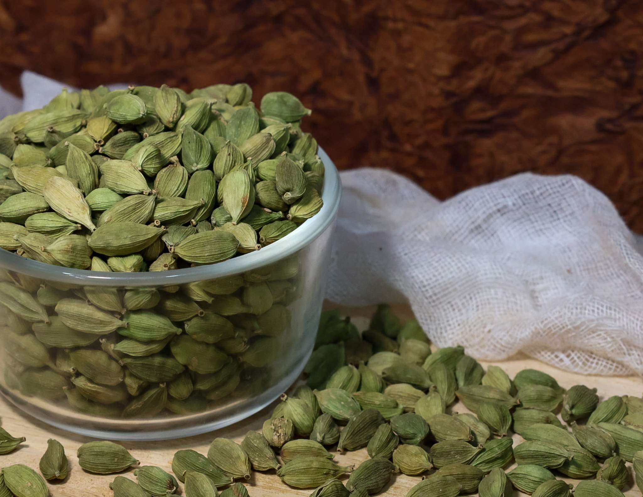 Green Cardamom / Elaichi - Premium